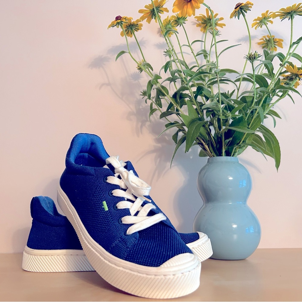 Cariuma IBI Low Mineral Blue Knit Sneaker